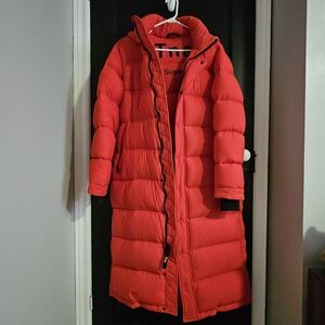 Aritzia TNA Super Puff Long in Catalina (Red)